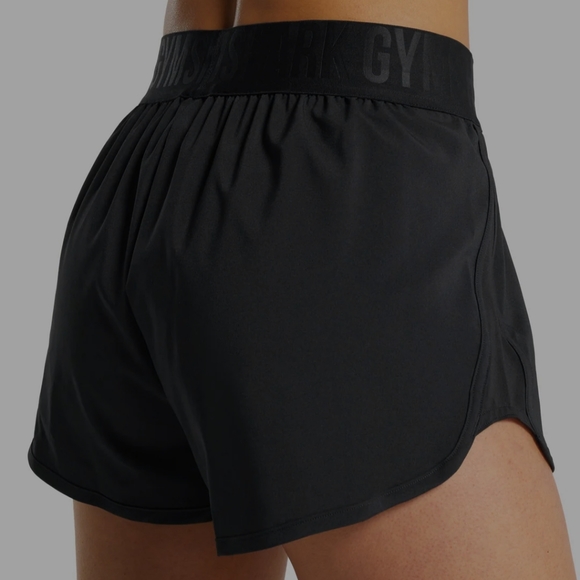 Gymshark Training loose fit shorts - Picture 3 of 14